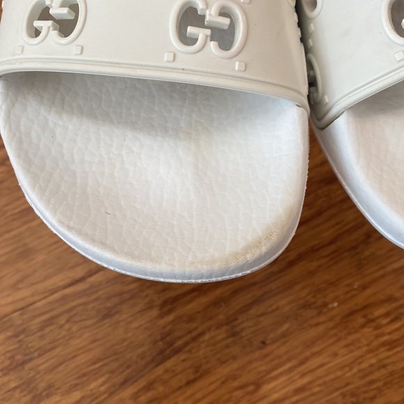 GUCCI Slides - Picture 7 of 10